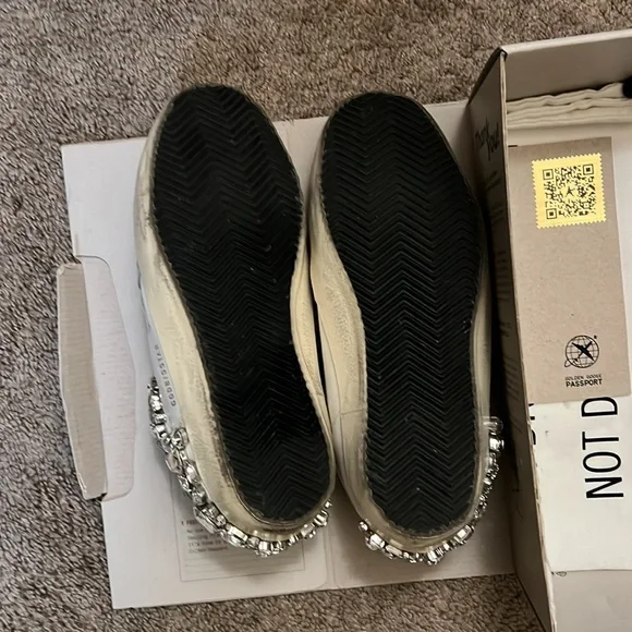 Golden Goose Super-Star embellished low-top sneakers - Picture 6 of 11